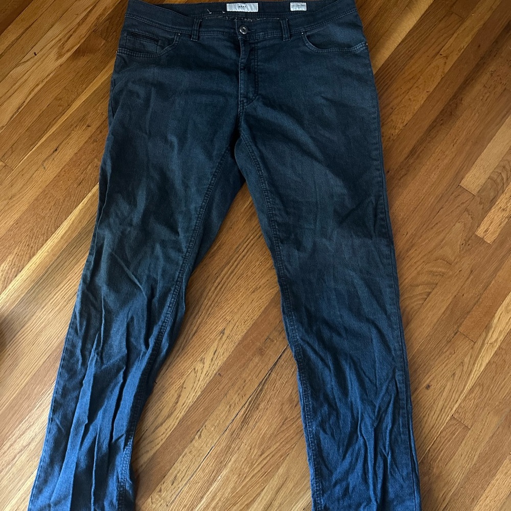 Men's Slim Straight Jeans - Black